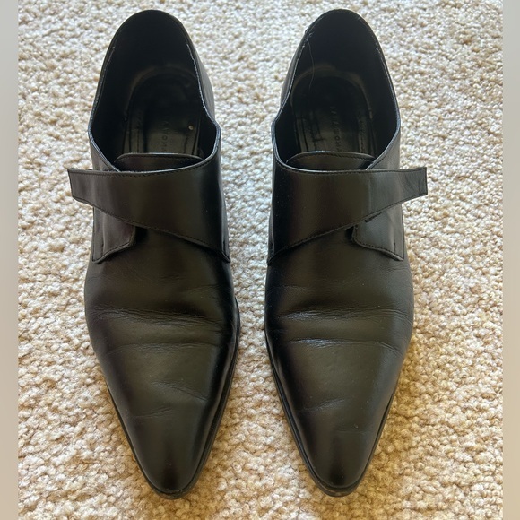 Zara Shoes - ZARA Black Leather Pointed Toe Dress Shoes Size 8